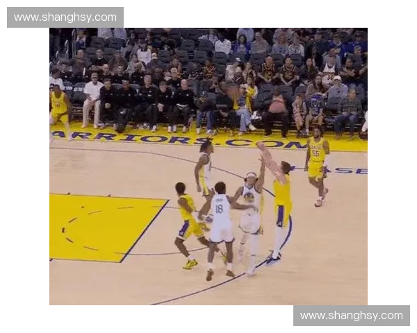 NBA直播吧8带你实时掌握最新比赛动态尽享篮球盛宴精彩不停 NBA直播吧8带你实时掌握最新比赛动态尽享篮球盛宴精彩不停